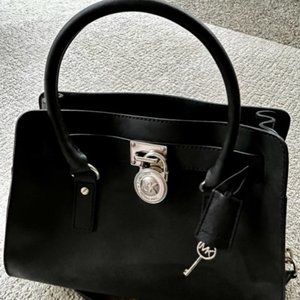 Michael Kors Hamilton Saffiano Large Black Tote Bag